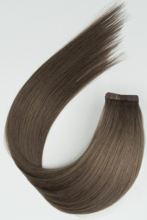 Nahaufnahme der LONGTIME HAIR Echthaar-Extensions im...